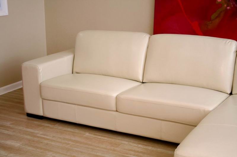 Creamsofa4 